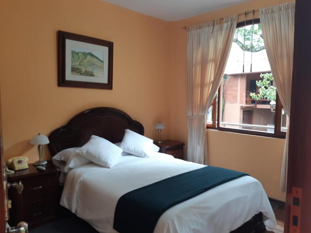 El Pedron Hotel 바뇨스 외부 사진