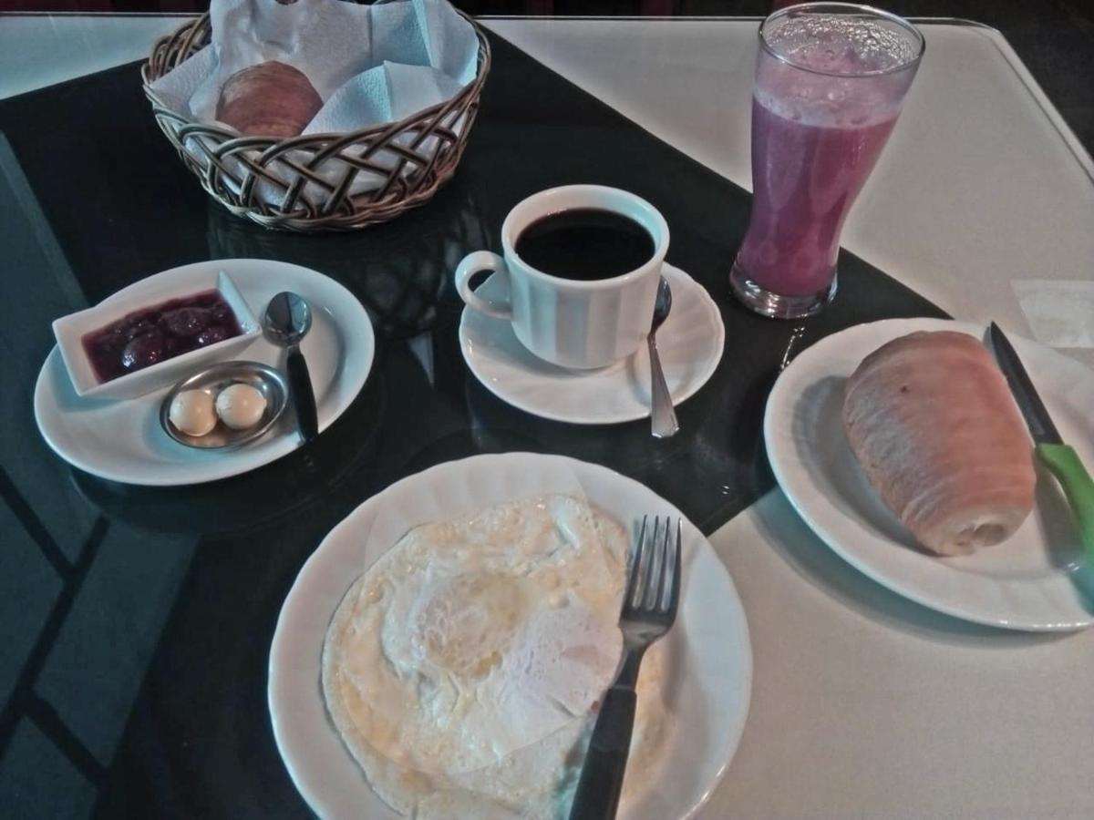 El Pedron Hotel 바뇨스 외부 사진