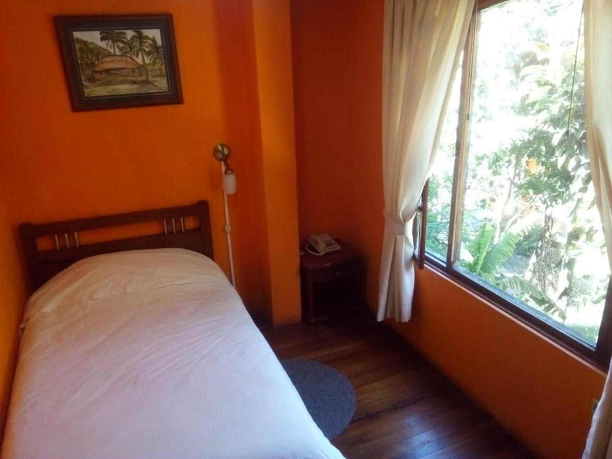 El Pedron Hotel 바뇨스 외부 사진